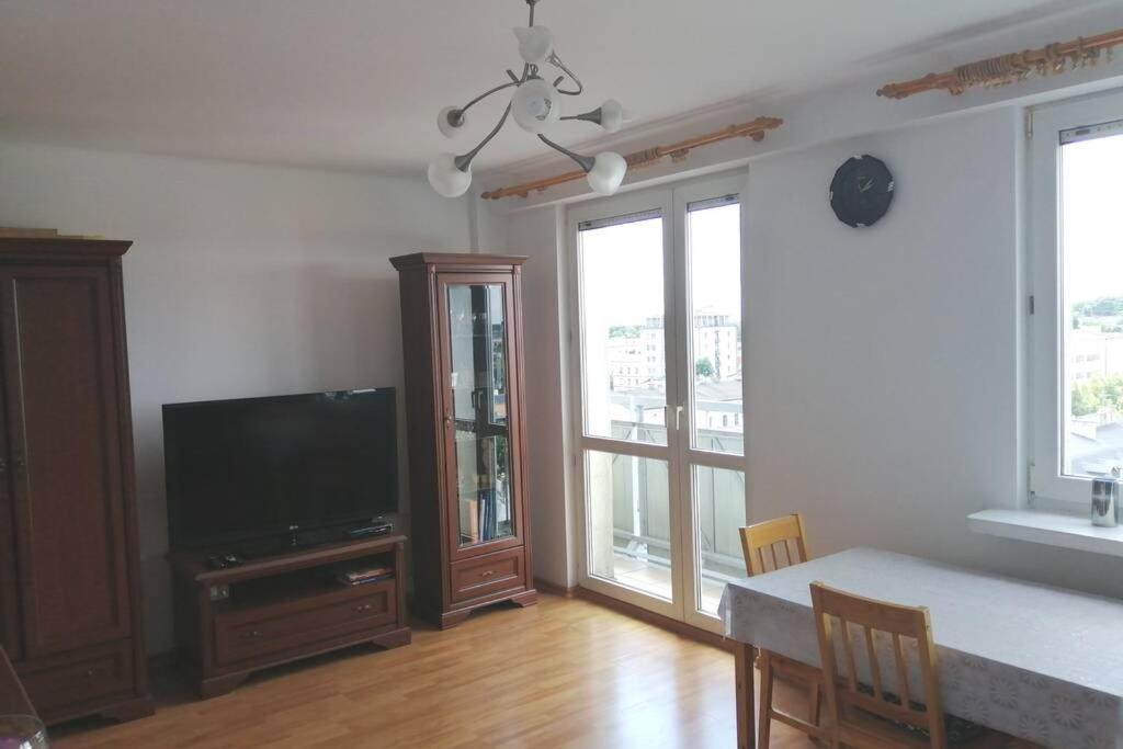 Apartament Z Przepieknym Widokiem W Samym Centrum Çestohova Dış mekan fotoğraf